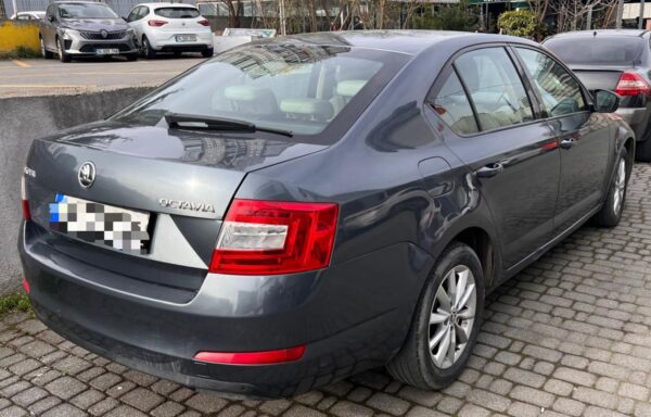 SKODA - Octavia Style CR 2017 Model 145.000 Km - Görsel 4